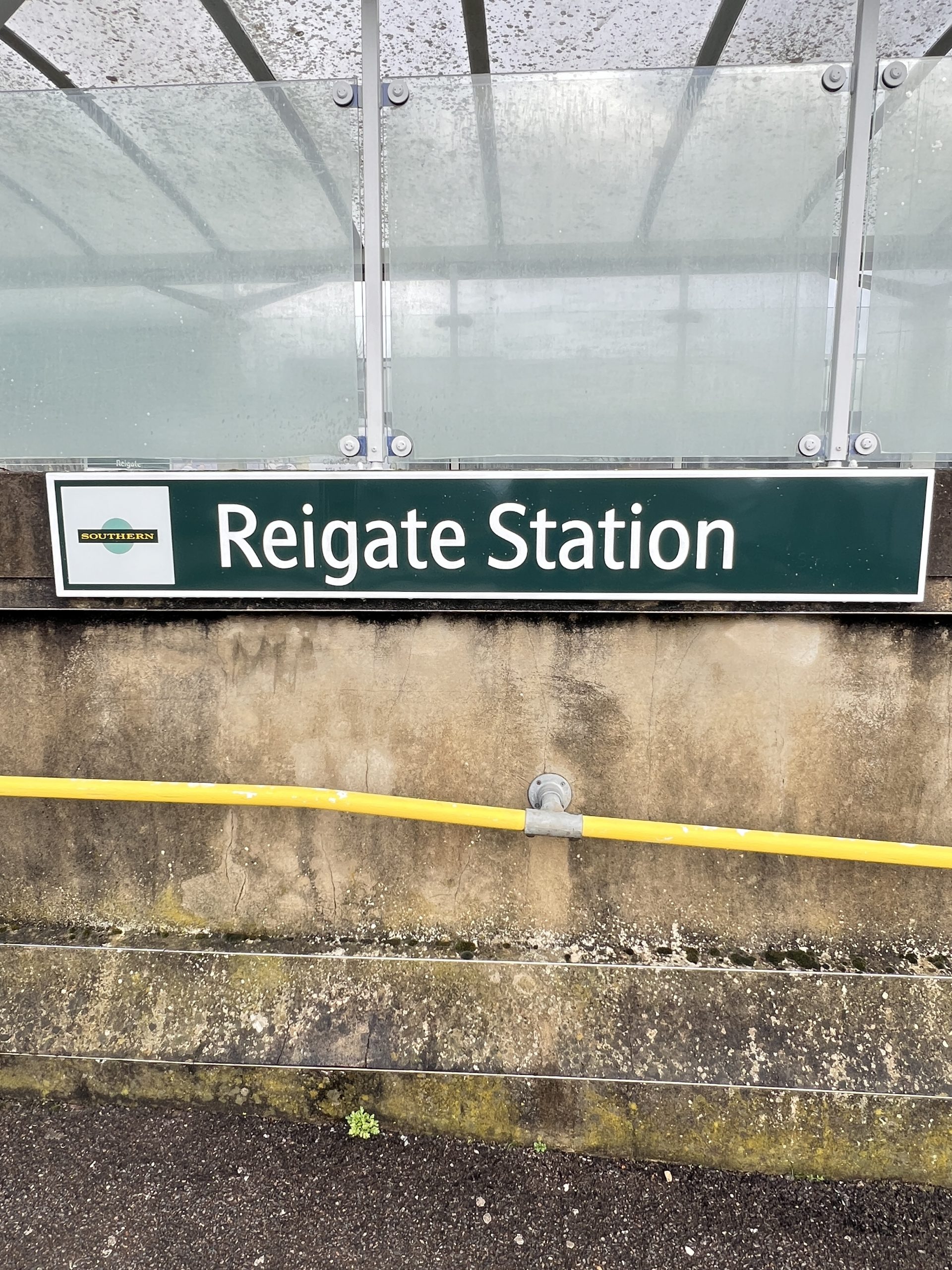 local locksmith in reigate