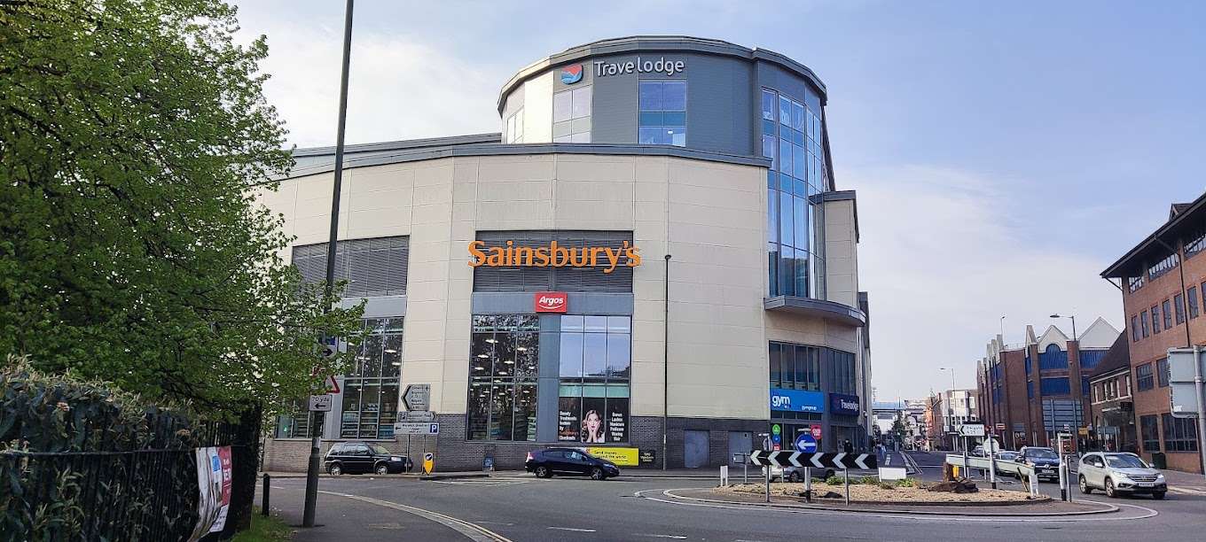 sainsbury's redhill town centre. local locksmith in rh1